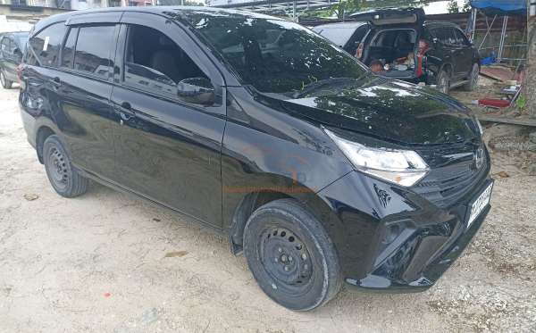 DAIHATSU  SIGRA  1.2 X