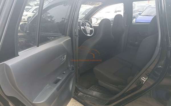 DAIHATSU  SIGRA  1.2 X