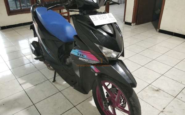 HONDA  BEAT