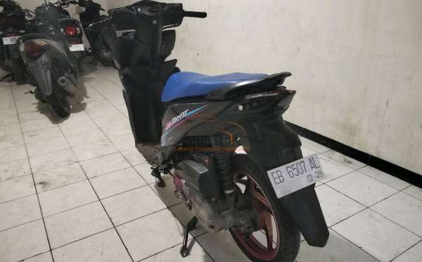HONDA  BEAT