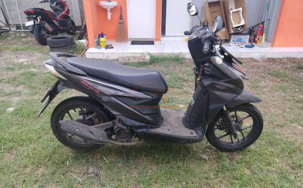 HONDA  BEAT