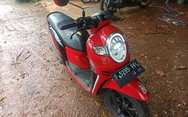 HONDA SCOOPY CW