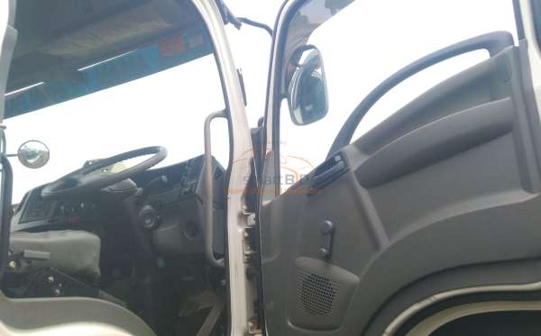 ISUZU  FVZ34 U
