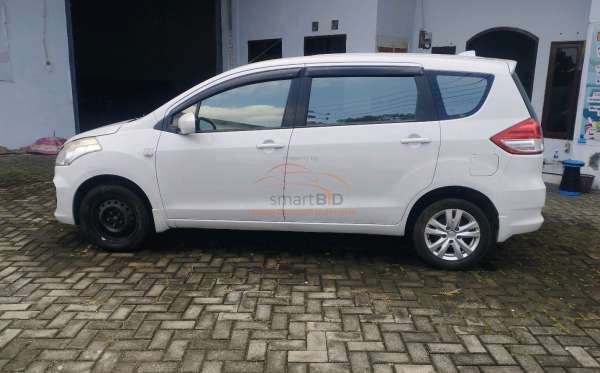 SUZUKI ERTIGA DX