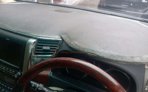 TOYOTA ALPHARD 2.4 2WD