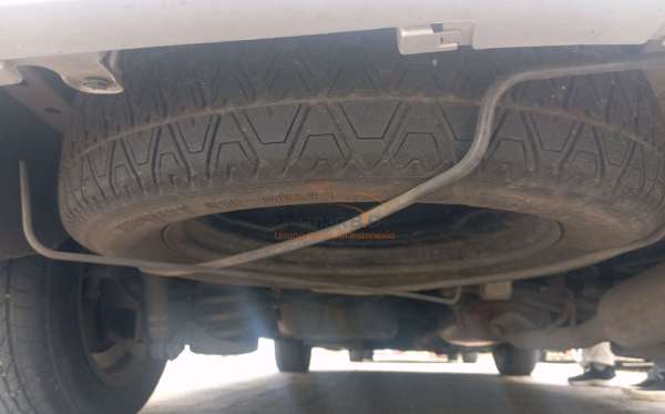 TOYOTA ALPHARD 2.4 2WD