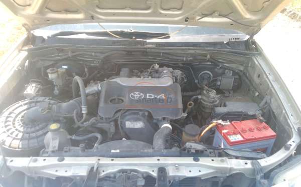TOYOTA FORTUNER G 2.4