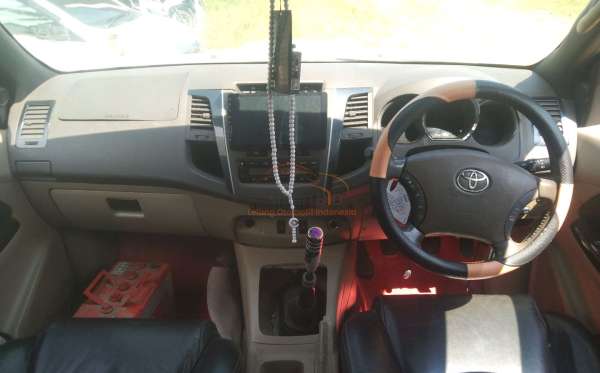 TOYOTA FORTUNER G 2.4