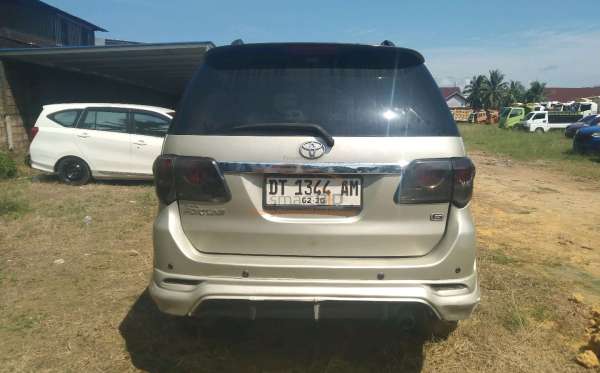 TOYOTA FORTUNER G 2.4