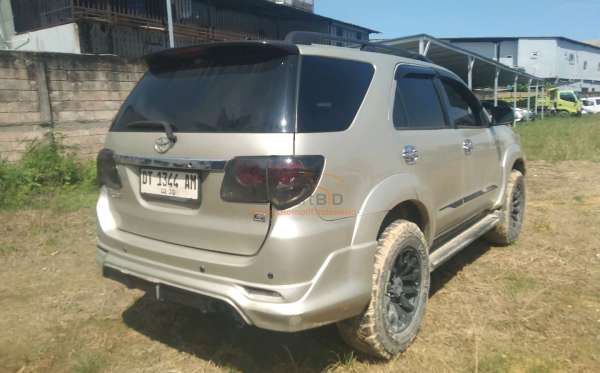 TOYOTA FORTUNER G 2.4