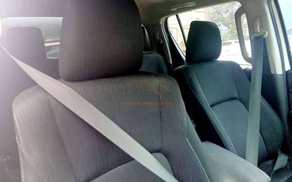 TOYOTA HILUX 2.4G DC 4X4