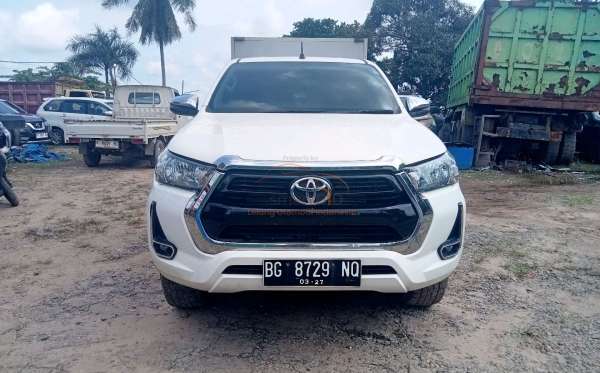TOYOTA HILUX 2.4G DC 4X4
