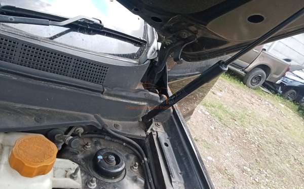 CHEVROLET 2.0 L A/T FL