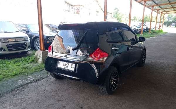 HONDA  BRIO  SATYA 1.2 E