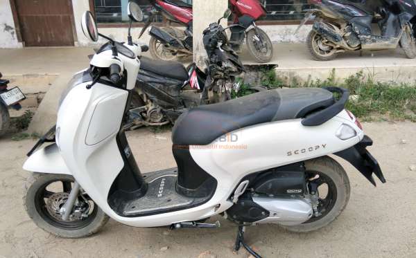HONDA  SCOOPY
