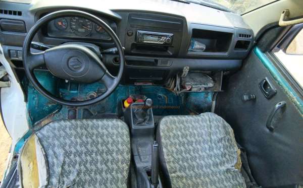 SUZUKI MEGA CARRY PU