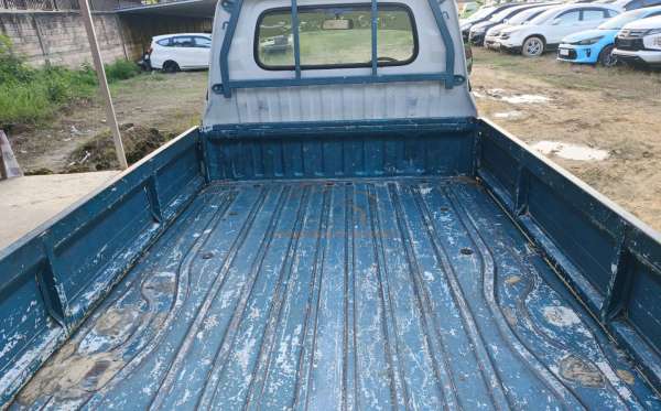 SUZUKI MEGA CARRY PU