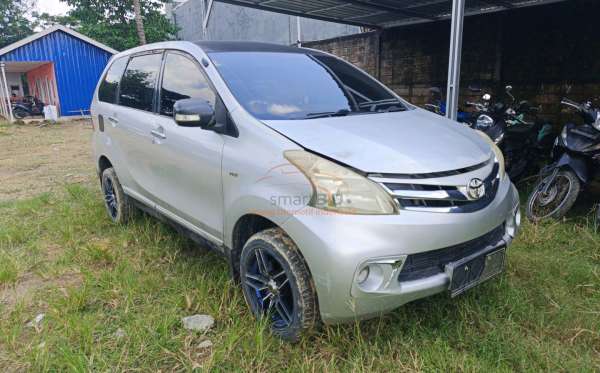 TOYOTA AVANZA 1.3 G