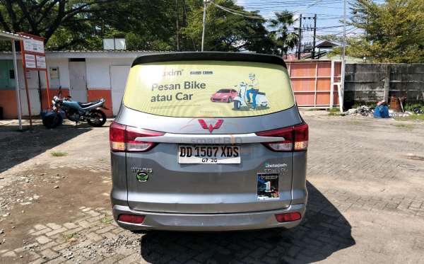 WULING CONFERO