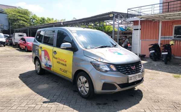 WULING CONFERO