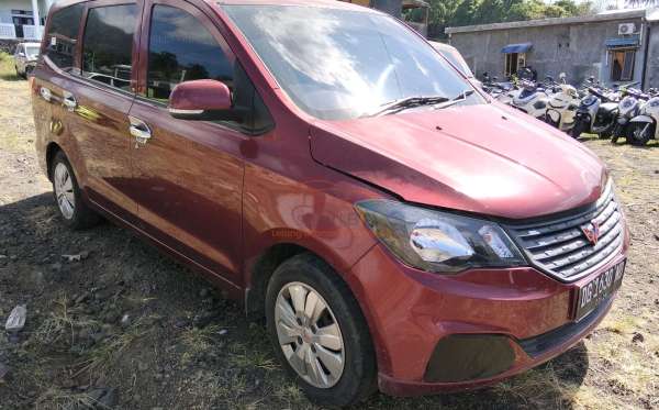 WULING CONFERO