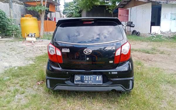DAIHATSU AYLA M MT
