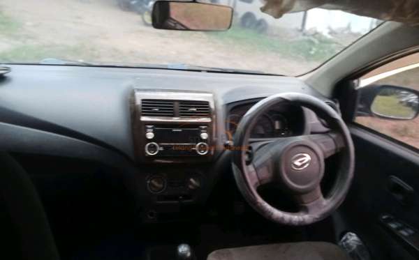 DAIHATSU AYLA M MT