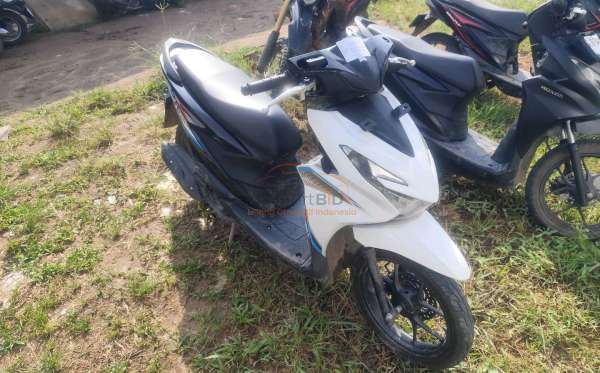 HONDA  BEAT