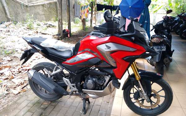 HONDA CB 150 X