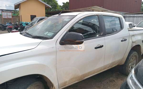 MITSUBISHI DC GLS 4X4