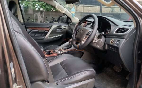 MITSUBISHI  PAJERO Pajero sport Dakar 4x4 2.5 AT