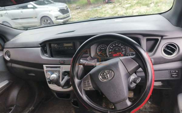 TOYOTA CALYA 1.2 G M/T