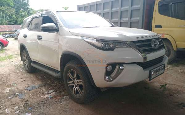 TOYOTA FORTUNER