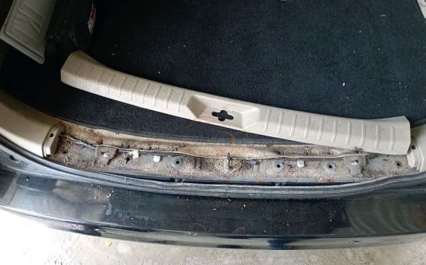 TOYOTA FORTUNER 2.5G AT