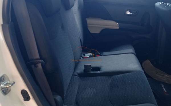 TOYOTA RUSH TRD SUPORTIVO