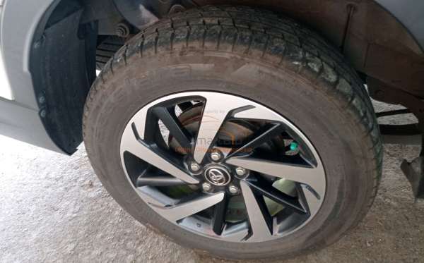 TOYOTA RUSH TRD SUPORTIVO