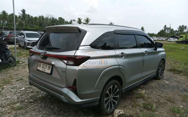 TOYOTA VELOZ 1.5 Q CVT