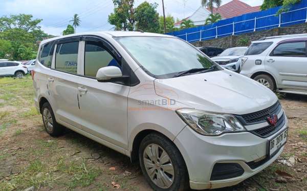WULING CONFERO