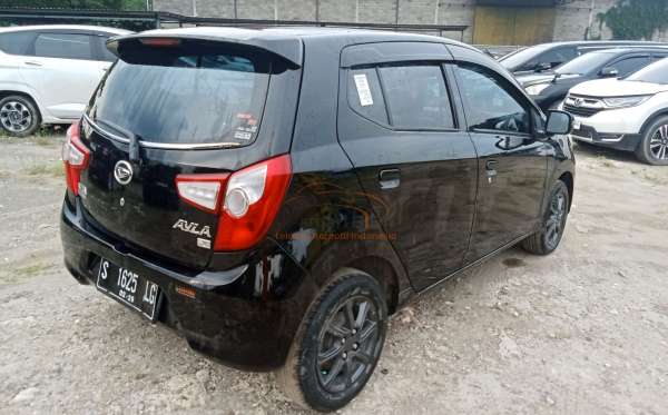 DAIHATSU  AYLA  X