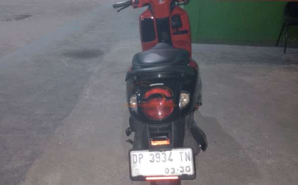 HONDA  SCOOPY