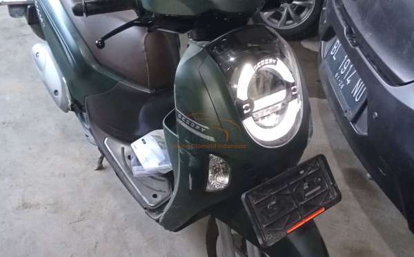 HONDA SCOOPY PRESTIGE