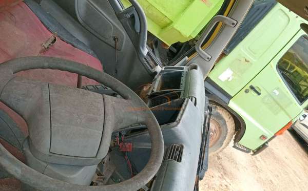 MITSUBISHI  FE  74 HDV