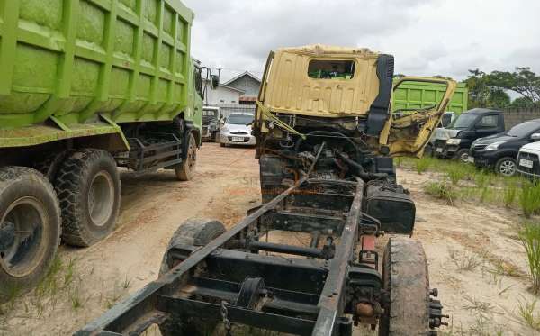 MITSUBISHI  FE  74 HDV