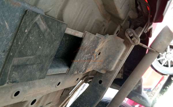 MITSUBISHI PAJERO SPORT 2.5 D EXCEED (4X2)