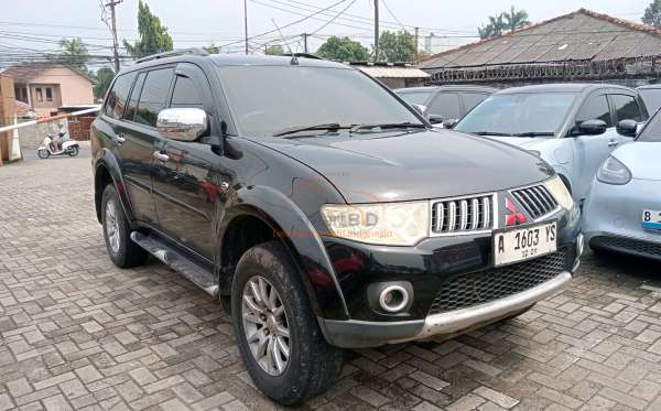 MITSUBISHI PAJERO SPORT 2.5 D EXCEED (4X2)