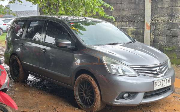NISSAN GRAND LIVINA XV
