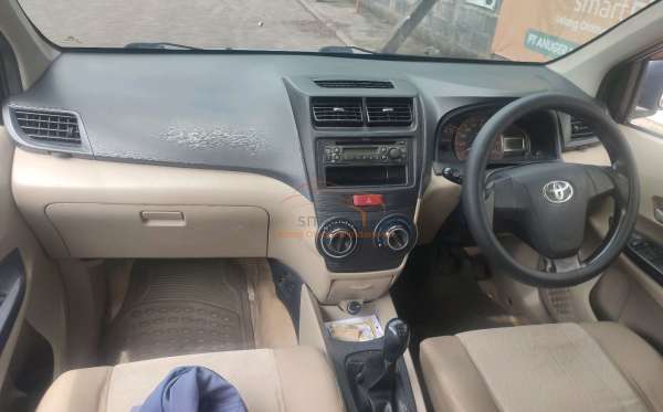 TOYOTA AVANZA 1.3 G