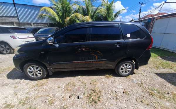 TOYOTA AVANZA
