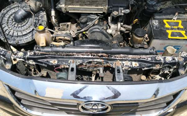 TOYOTA HILUX 2.5 G DC 4X4