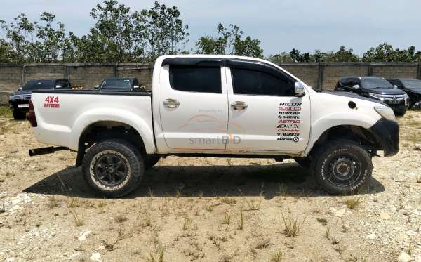 TOYOTA HILUX 2.5 G DC 4X4
